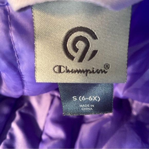 Champion snow pants in lilac. Elastic cuffs keep snow out; reinforced butt. - Picture 5 of 11